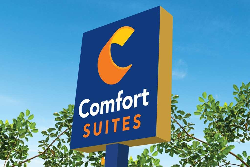 Hotel Comfort Near